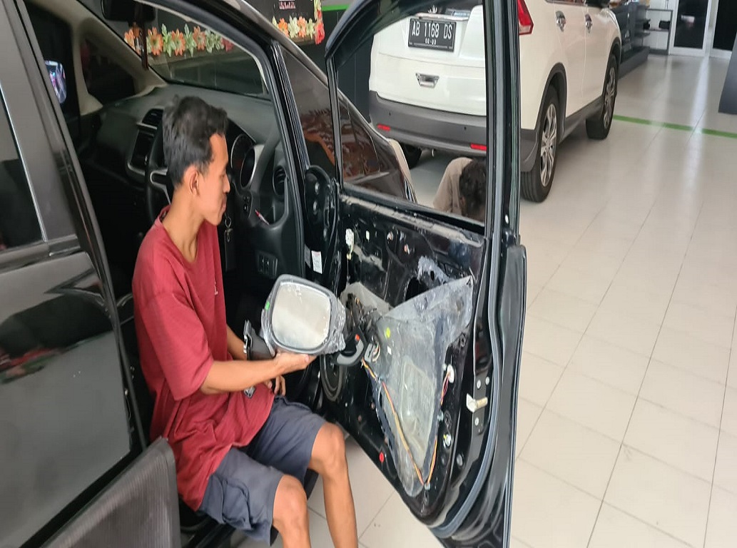 Sarinah Otomotif Solution